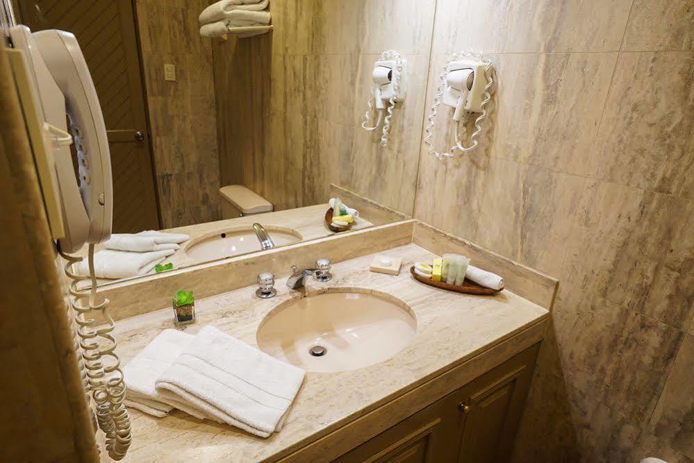Jose Antonio Hotel 4*