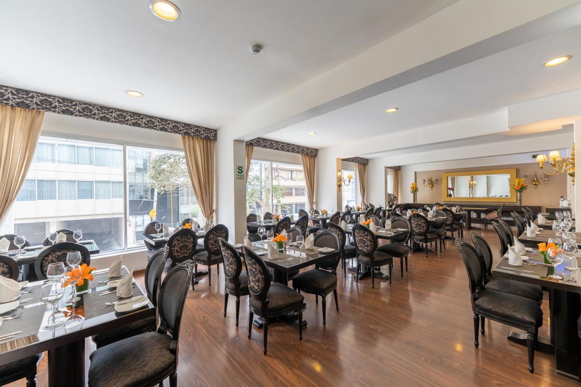 Hotel Jose Antonio Lima
