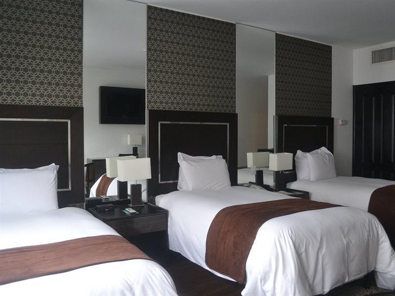 Jose Antonio Hotel