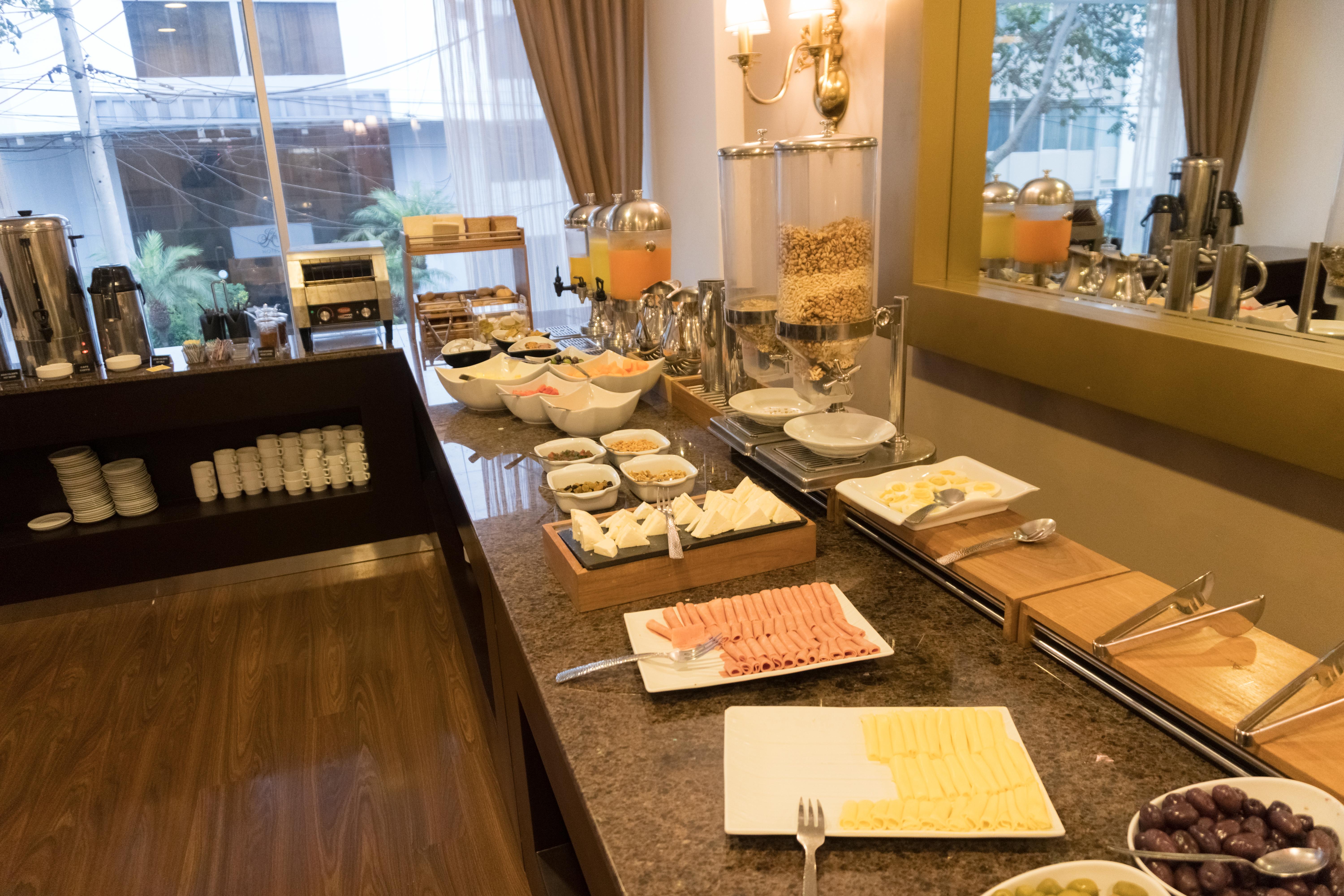 Jose Antonio Hotel