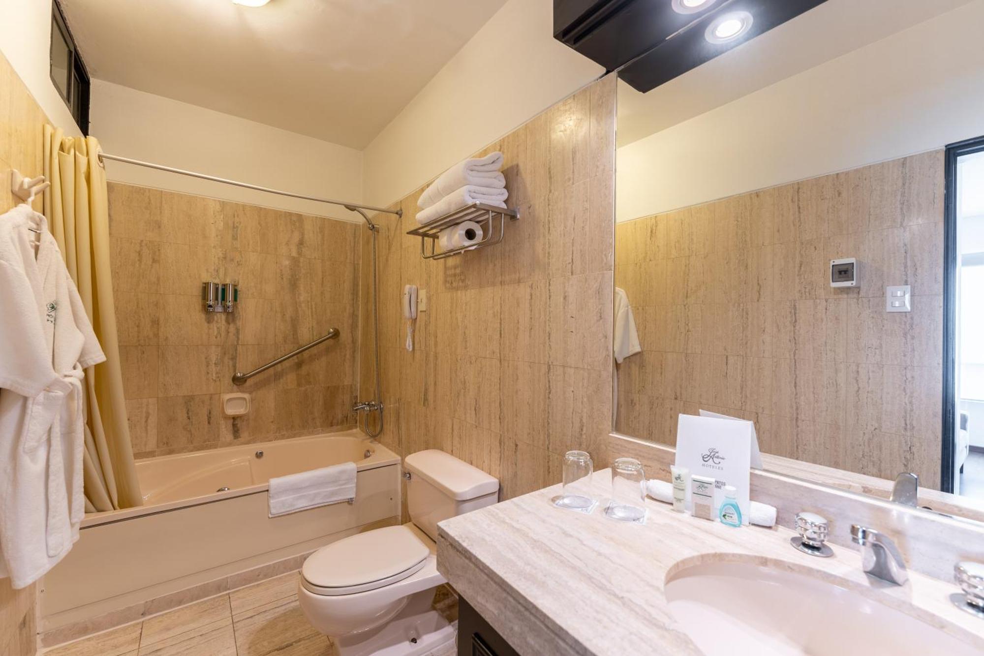 Hotel Jose Antonio Lima